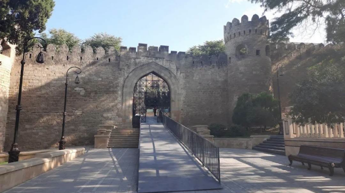 “İçərişəhər”də quraşdırılan panduslar nəyə təsir edəcək? - EKSPERT 