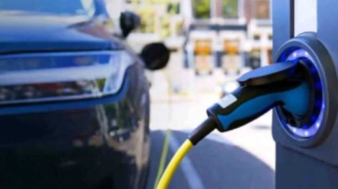 Elektrikli avtomobillərə kilometr əsaslı ödəniş gəlir? – RƏSMİ   