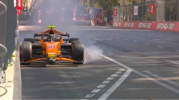 "Formula 2": İki pilot Bakıdakı sərbəst yürüşsə mübarizəni dayandırıb - FOTO
