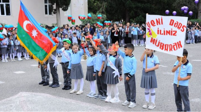 Azərbaycanda hər şagirdə illik 2 min manat – NK-nın qərarının SƏBƏBİ 