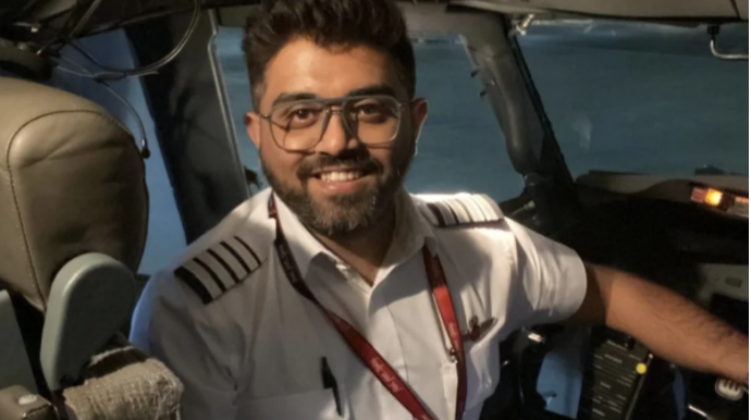 Капитан рейса flydubai рассказал, куда ушел второй пилот перед нападением
