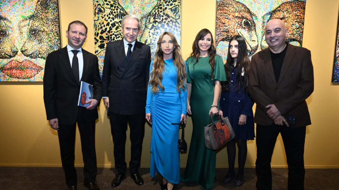 Heydər Əliyev Mərkəzində “Art Weekend”in rəsmi açılışı oldu - FOTO