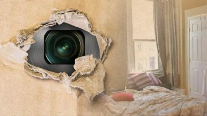 Kişini çılpaq halda videoya çəkib şantaj edən şəxslərə cəza verildi 