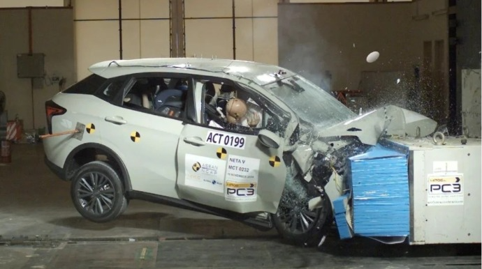 16 km/saat sürətlə kraş-test nəyə xidmət edir? 