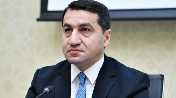 "Ermənistanda revanşist qüvvələrin hələ də güclü olması bizi narahat edir" - Hikmət Hacıyev