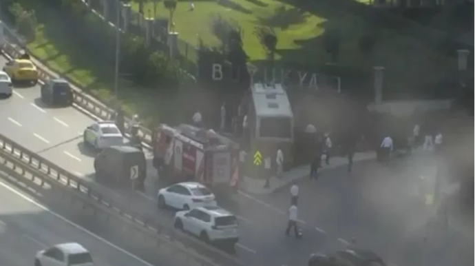 İstanbulda avtobus divara çırpılıb, 17 nəfər yaralanıb 