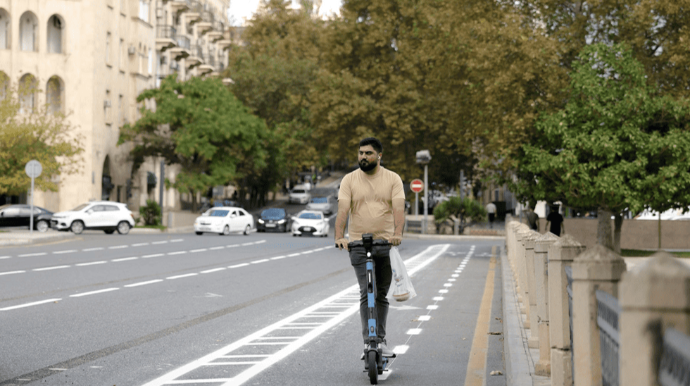 Ekspert: "Piyada zolağında skuter və moped sürmək qaydaları qanunvericilikdə dəqiqləşdirilməlidir" 