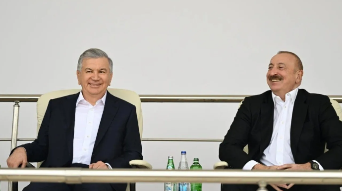 İlham Əliyev Şavkat Mirziyoyevi təbrik etdi 