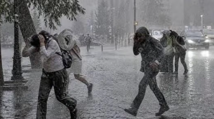 Hava kəskin dəyişir: yağış, soyuq, dolu – Ekoloqdan xəbərdarlıq 