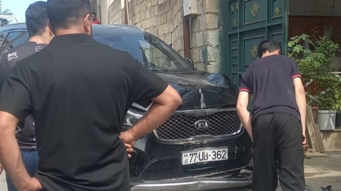 Bələdiyyə üzvü avtomobillə 45 yaşlı qadını vuraraq ÖLDÜRDÜ  - FOTO