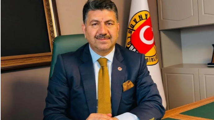 Azərbaycanın beynəlxalq axtarışa verdiyi türkiyəli jurnalist üzr istədi