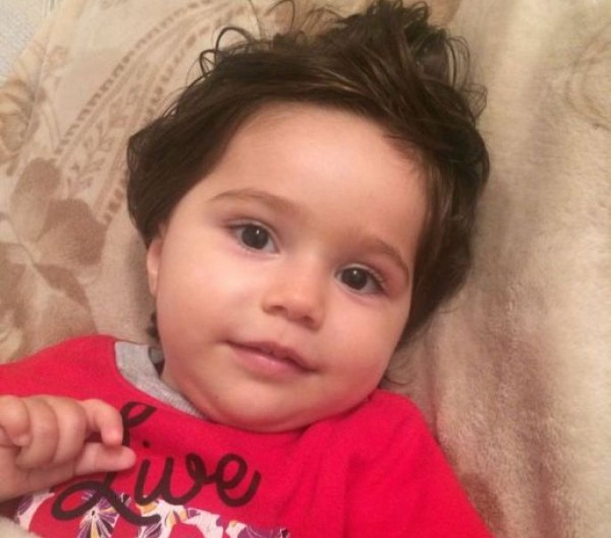 İki yaşlı Nərgizin əməliyyatı üçün yığılan pullar oğurlandı