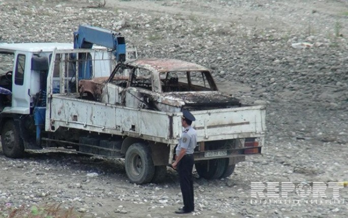 Azərbaycanda ŞOK - Yanmış maşından kül olmuş qadın-kişi meyiti tapıldı - FOTO