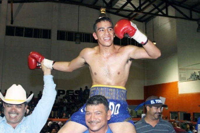 Sabiq dünya çempionu yol qəzasında öldü