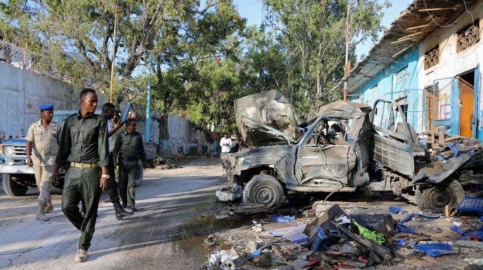 Partlayıcı dolu iki avtomobil partladıldı: 15 ölü