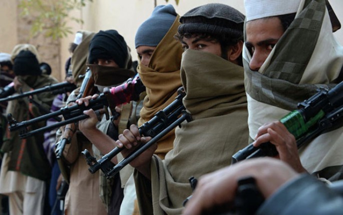 Yaraqlıların hücumu 22 polisi öldürdü