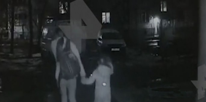 Yeddi yaşlı qızı belə oğurladılar – VİDEO