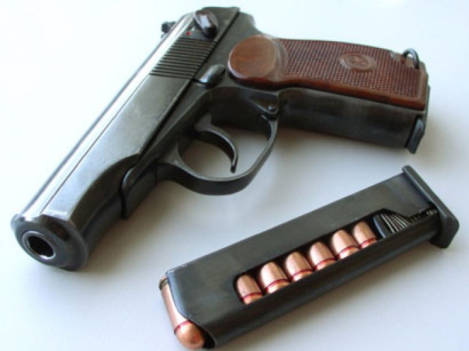 Bayıl sakinindən silah-sursat götürülüb