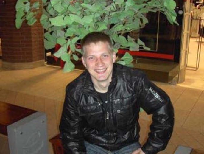 Polis bölməsində xəsarət alan sabiq futbolçu ölüb - VİDEO