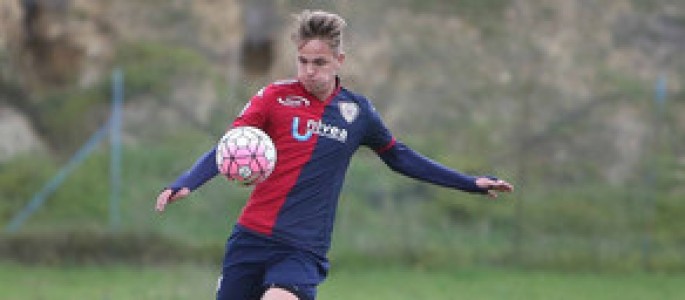 Futbolçu yol qəzasında ölüb