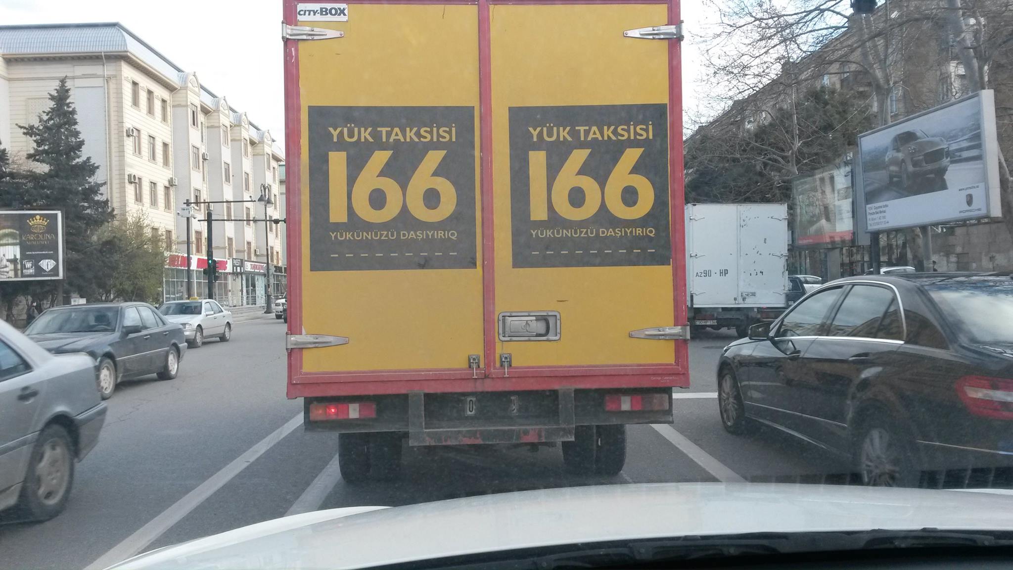 166 yük taksisindən özbaşınalıq - FOTO
