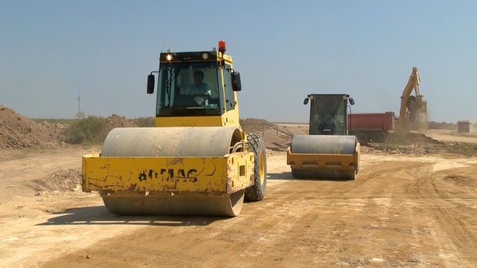 Yeni avtomobil yolunun tikintisi davam etdirilir – FOTO + VİDEO
