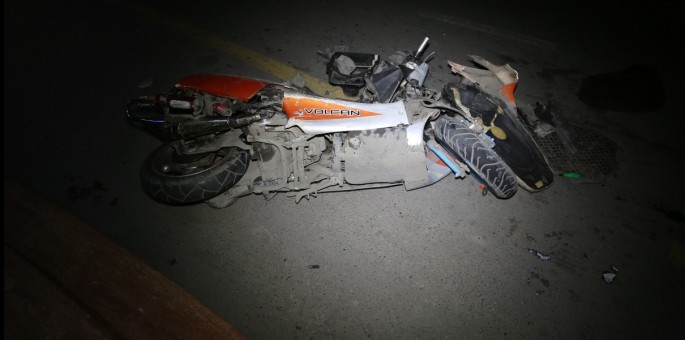 Ağcabədidə motosiklet avtomobillə toqquşub, ölən var