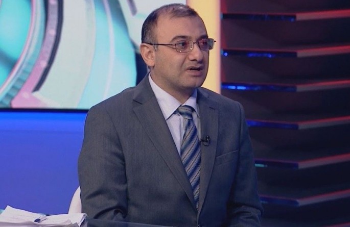 Ekspert: “Tələbə şəhərcikləri şəhər kənarında olmalı, məktəb avtobusları fəaliyyət göstərməlidir”