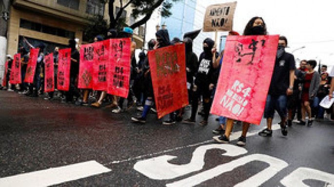 Gediş haqlarının qaldırılması iğtişaşlara səbəb olub