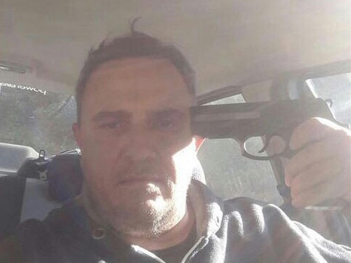 Başına tapança dirəyib foto paylaşdı: dəqiqələr sonra ölü tapıldı - VİDEO