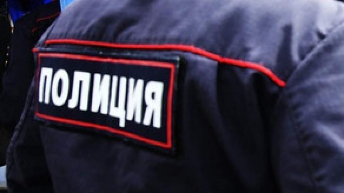 Avtomobidən açılan atəş 2 polis yaraladı