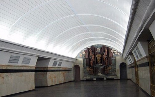 Bakı metrosunda xoşagəlməz hadisə