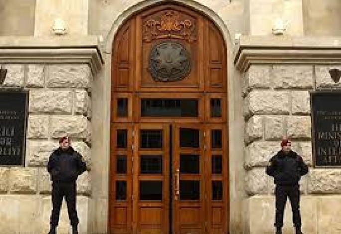 DİN əməkdaşlarının maaşları artırılıb