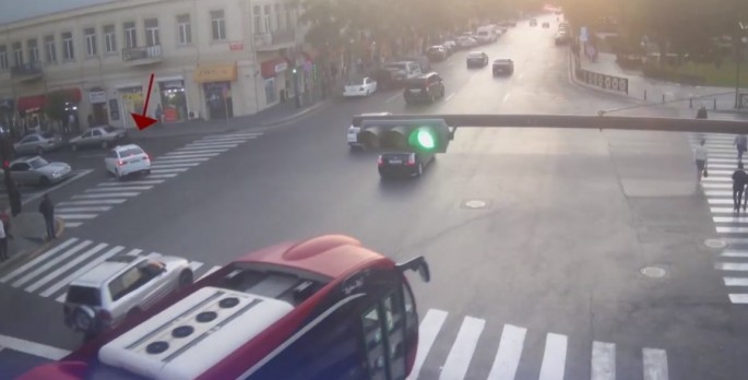 Maşın Oqtay Güləliyevi belə vurdu - DİN qəza VİDEOsunu yaydı