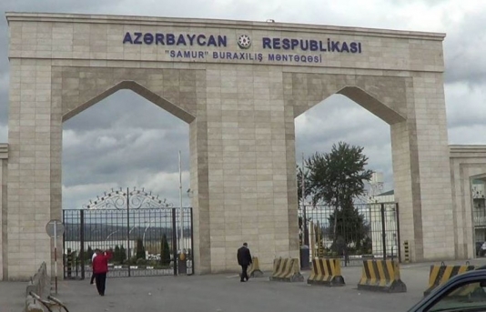 Nəqliyyat vasitəsindən qanunsuz ehtiyat hissələri aşkarlandı