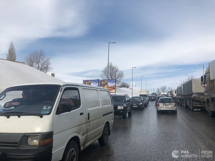 Dəməşqə güclü qar yağıb - FOTO