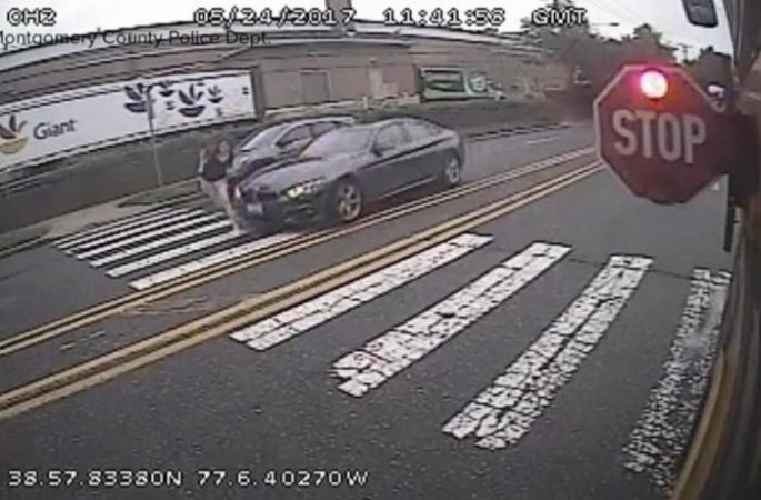 Piyada keçidindəki qızı avtomobil vuraraq havaya uçurdu - ANBAAN VİDEO