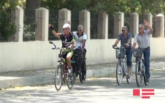 Velosipedlə 3000 km məsafəni 70 günə qət edib- Azərbaycanlı təqaüdçü