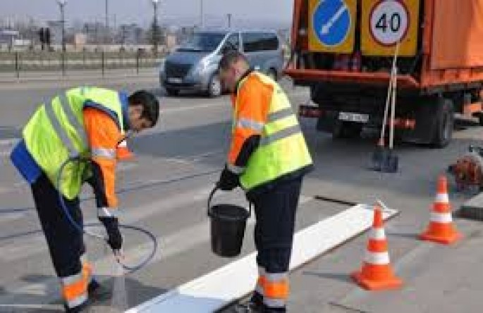 DİQQƏT! Paytaxtın bu yollarda rənglənmə işləri aparılacaq