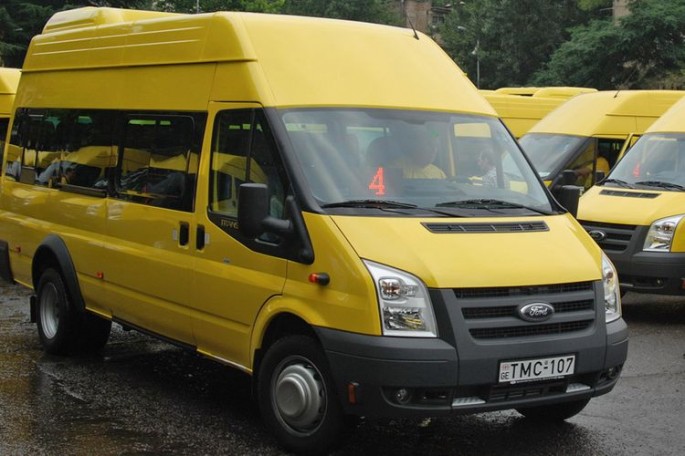 Gürcüstanda mikroavtobusların fəaliyyəti dayandırılır