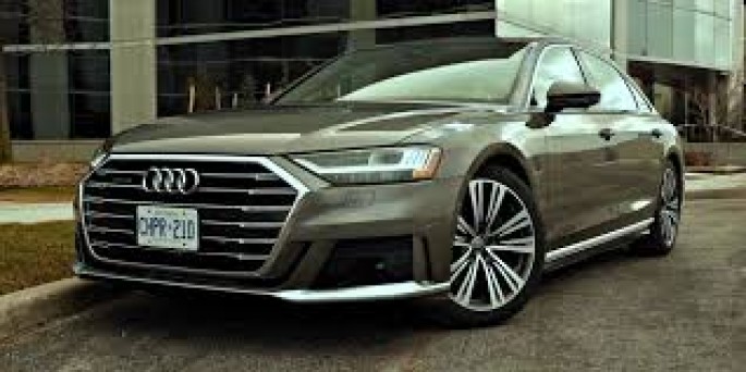 Qəssab özünə "Audi A8L" aldı - FOTO