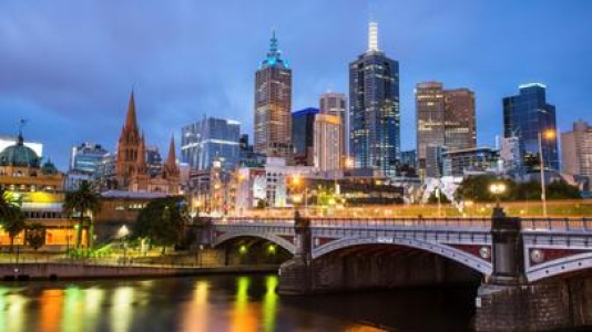 Yaşamaq üçün dünyanın ən yaxşı 10 şəhəri - FOTO