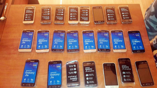 Avtomobildən qanunsuz mobil telefonlar müsadirə edilib