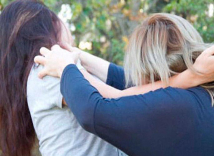 Sumqayıtda qadını məhkəməyə verdiyi qonşusu döydü