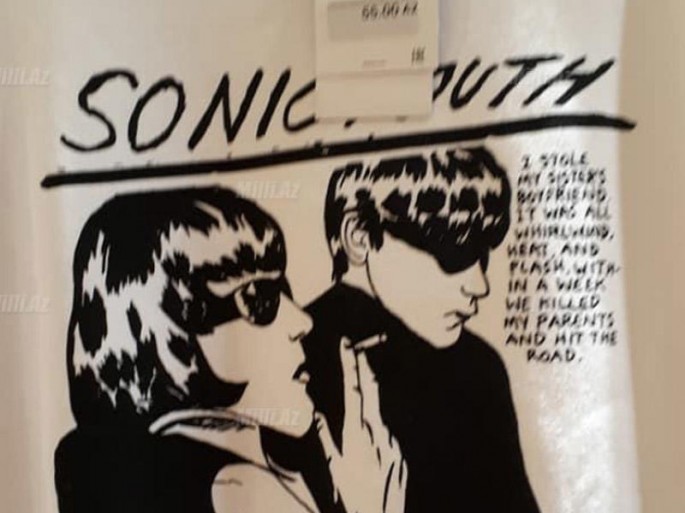 Bakıda "valideynlərimizi öldürdük" yazılan köynəklər satılır - FOTO