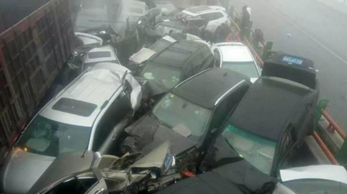 23 avtomobil toqquşdu: 5 ölü, 4 yarlı