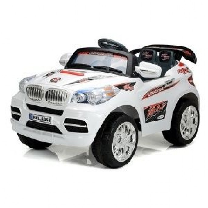 Bakıda 2 ədəd elektrik-gəzinti avtomobili yanıb