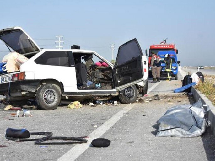 Toya hazırlaşan nişanlılar qəzaya düşdü: bəy öldü, gəlin yaralandı - FOTO