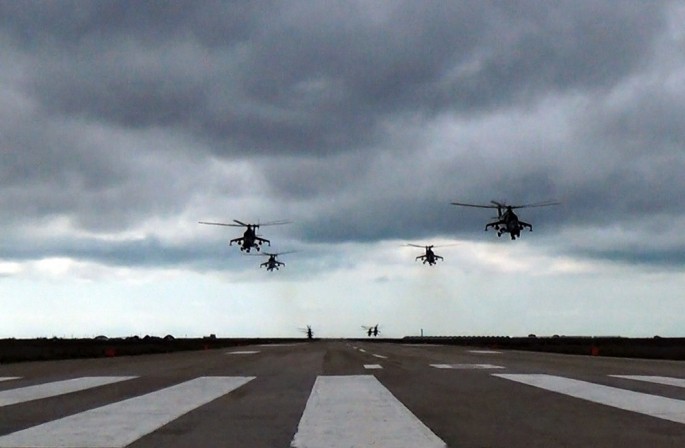 Helikopter bölmələrinin taktiki-uçuş məşqləri keçirilib - VİDEO