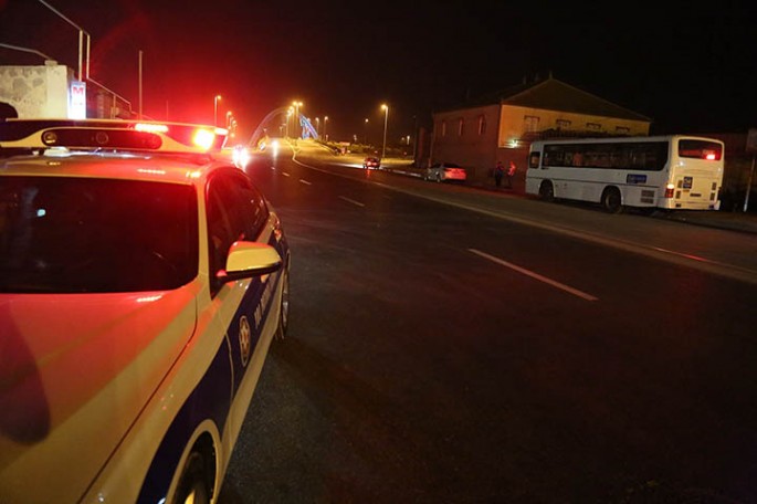 2 maşın toqquşdu: xəsarət alanlar var - Sabunçuda